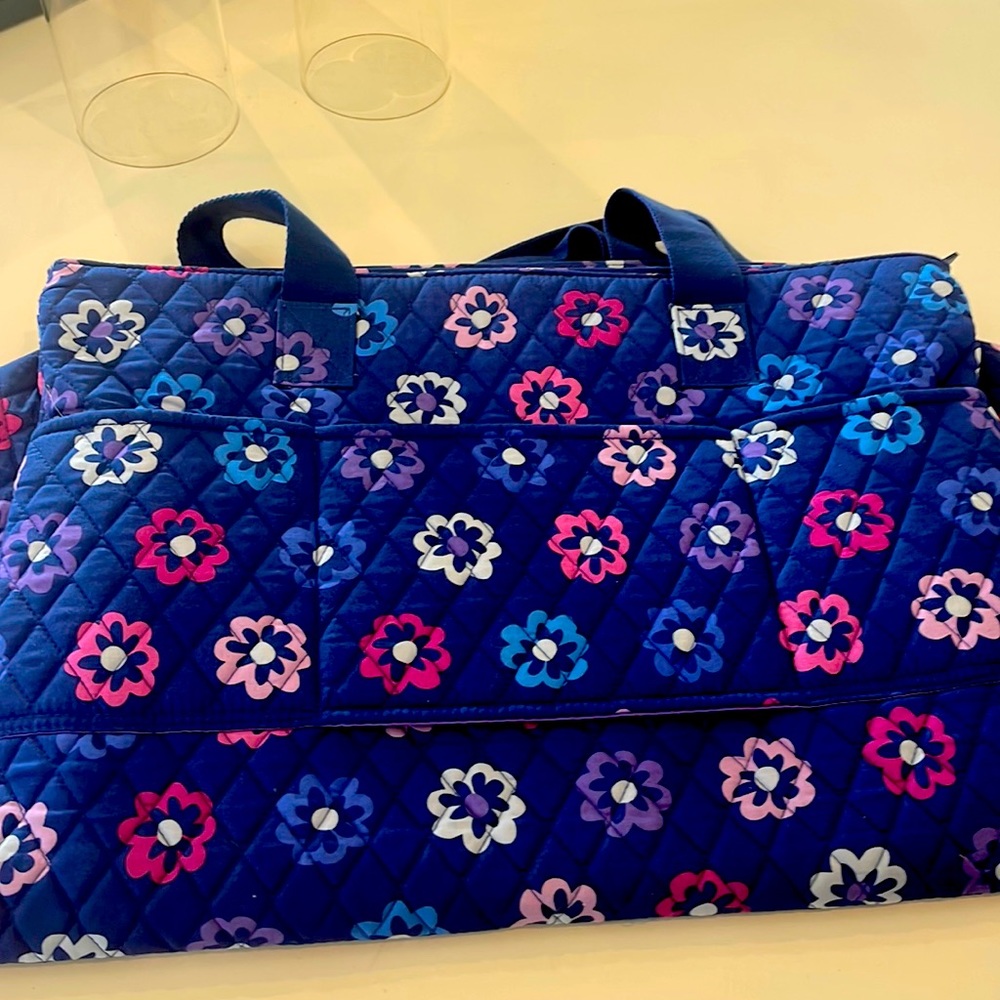 New with tags Vera Bradley duffle  3 zipper compartments 24x14